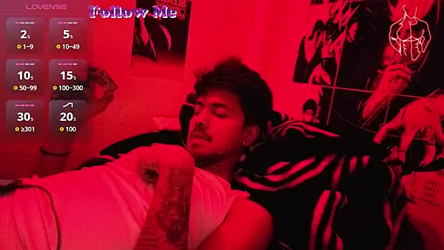 Snapshot of just_fucks chatting on 25, 5, 2026 just fucks online show from 25, 5, 2026