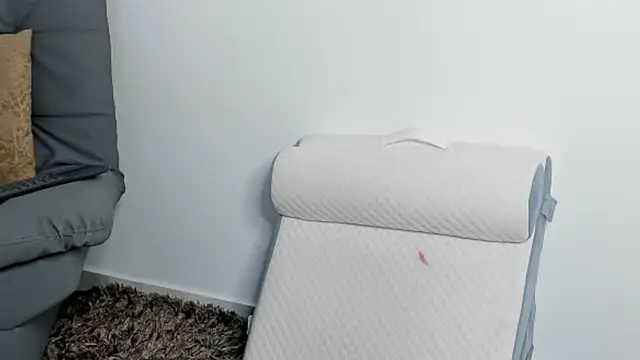 kayleeScott online show from 10, 10, 2025