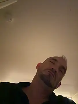 Snapshot of Denislamalice34 chatting on 14, 9, 2025 Denislamalice34 online show from 14, 9, 2025