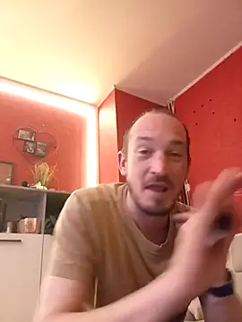 Snapshot of Denislamalice34 chatting on 13, 2, 2026 Denislamalice34 online show from 13, 2, 2026