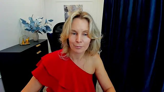 Sinty Devis online show from 19, 9, 2025