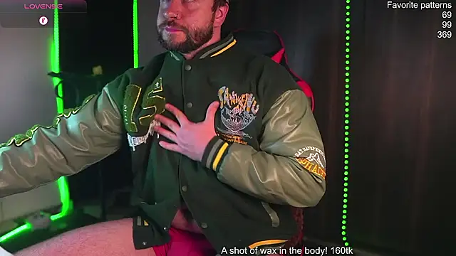 Snapshot of just_maxii chatting on 6, 2, 2026 just maxii online show from 6, 2, 2026