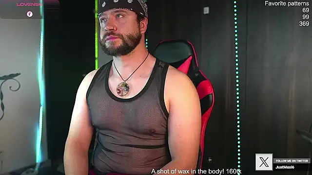 Snapshot of just_maxii chatting on 19, 2, 2026 just maxii online show from 19, 2, 2026