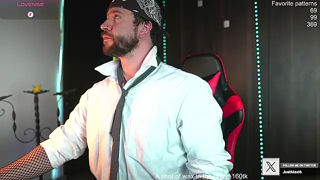 Snapshot of just_maxii chatting on 18, 2, 2026 just maxii online show from 18, 2, 2026