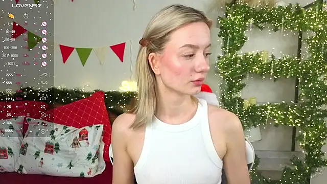 IdaValenti online show from 15, 12, 2025