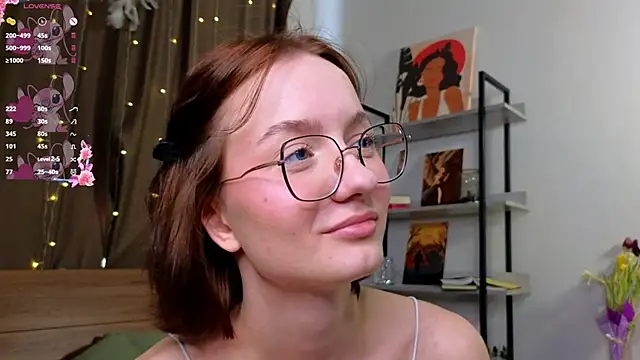 IdaValenti online show from 16, 3, 2025