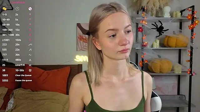 IdaValenti online show from 6, 11, 2025