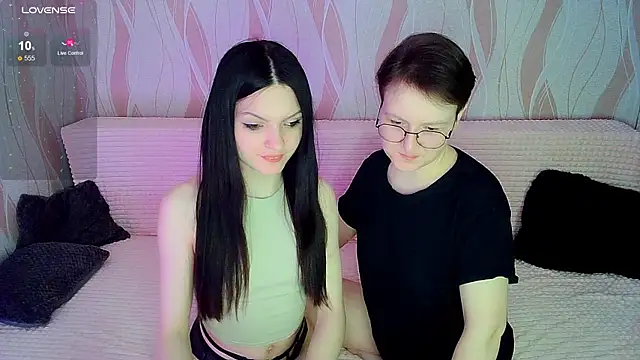  crazy baby  online show from 17, 3, 2025