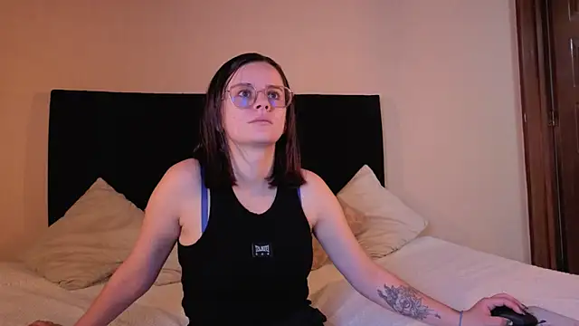 kassandra james online show from 30, 11, 2025