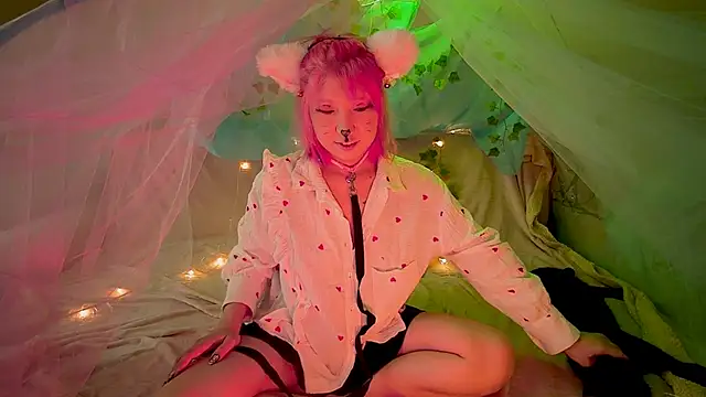 Akemilun online show from 30, 10, 2025