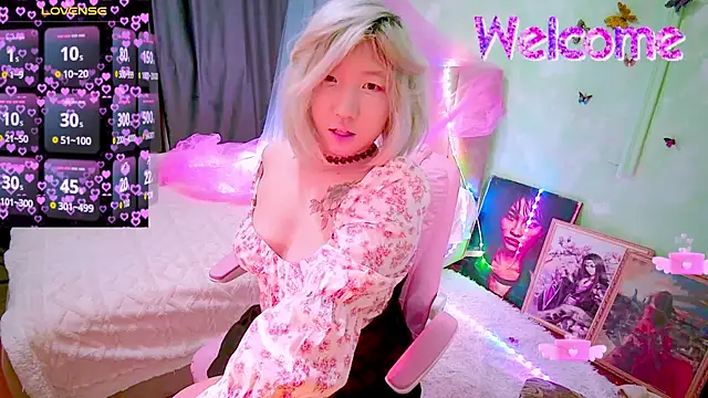 Akemilun online show from 22, 3, 2026