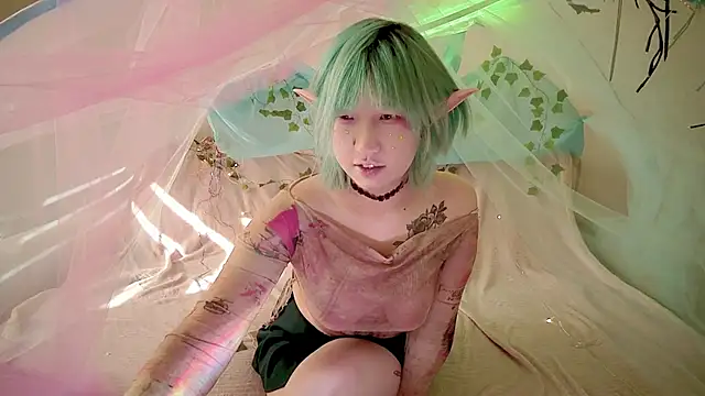 Akemilun online show from 23, 10, 2025