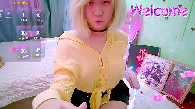 Akemilun online show from 9, 4, 2026