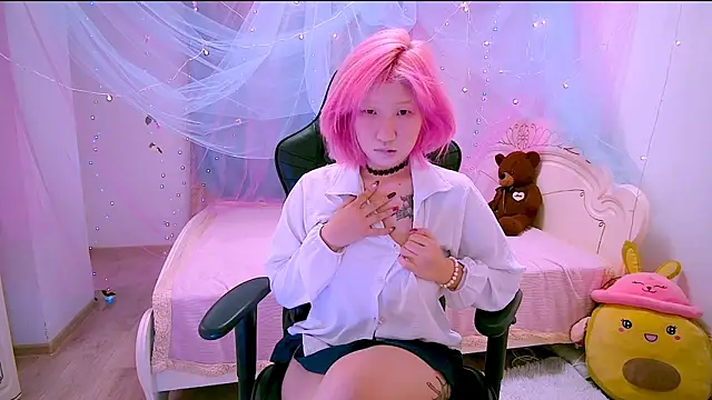 Akemilun online show from 9, 11, 2025