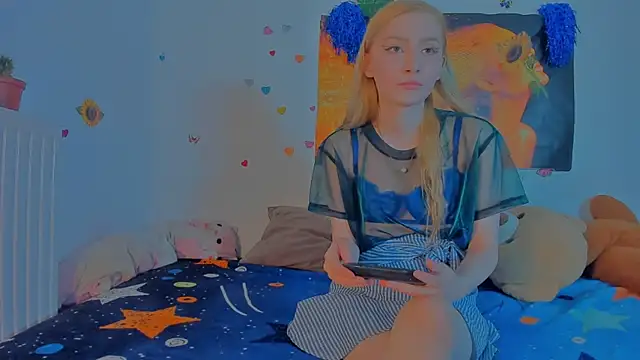 Lizzyjordanxo online show from 23, 6, 2026