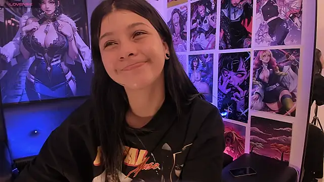 LanaKyutt online show from 18, 12, 2025