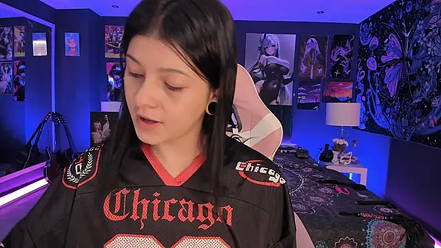 LanaKyutt online show from 25, 9, 2025