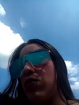 Milan Rouxx online show from 6, 12, 2024