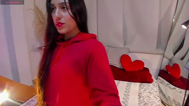 Milan Rouxx online show from 6, 1, 2025