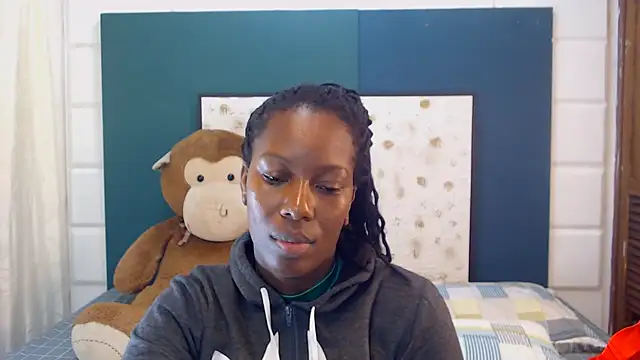 Snapshot of Sara_Marks chatting on 14, 10, 2025 Sara Marks online show from 14, 10, 2025