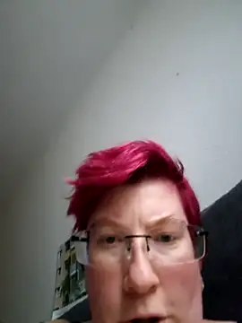 dieGeile0411 online show from 7, 10, 2025