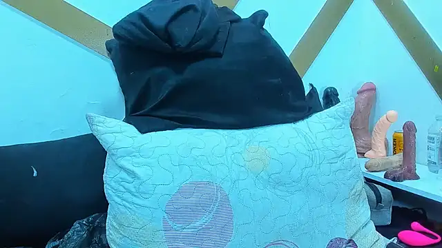 SashaBigSquirt online show from 5, 6, 2026