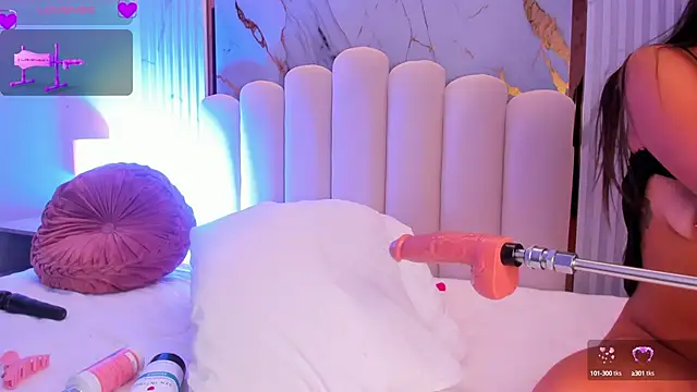 carolriveraa  online show from 20, 3, 2025