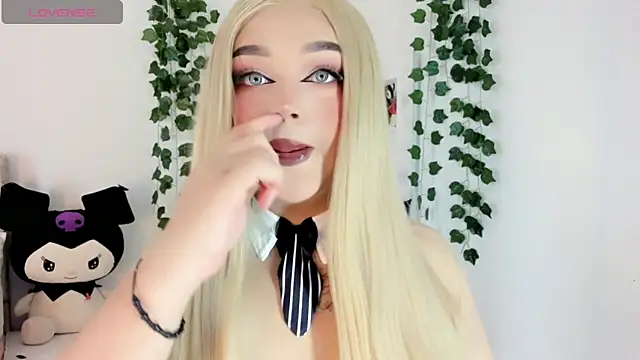 Snapshot of cattriona_muller chatting on 3, 6, 2026 cattriona muller online show from 3, 6, 2026