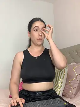 ImAlicee online show from 10, 10, 2025