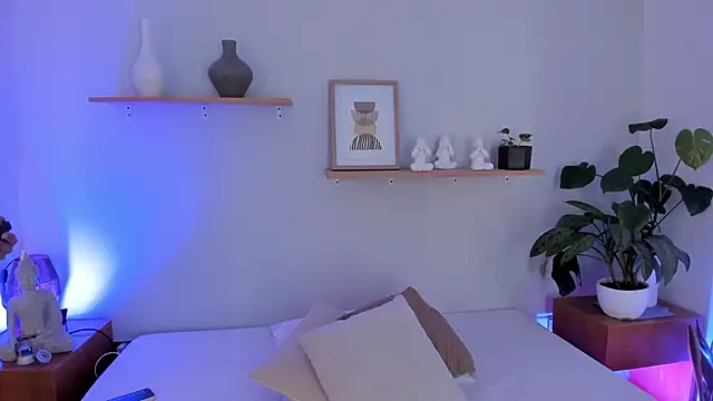 Snapshot of moll1e_ chatting on 9, 3, 2025 moll1e online show from 9, 3, 2025