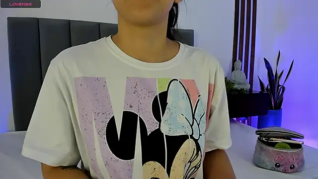 Snapshot of moll1e_ chatting on 15, 3, 2025 moll1e online show from 15, 3, 2025