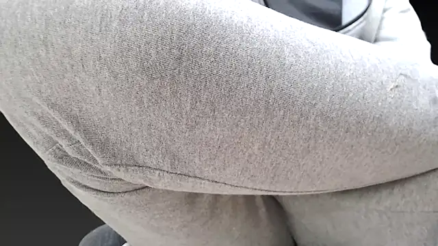 Snapshot of juanpalmox chatting on 6, 10, 2025 juanpalmox online show from 6, 10, 2025