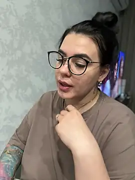 HugeBoobs- online show from 28, 2, 2025