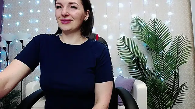 Camelia Lillie online show from 24, 4, 2026