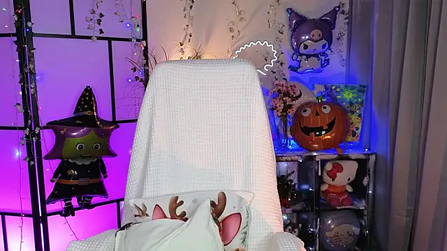 Snapshot of ImBonBon chatting on 4, 11, 2025 ImBonBon online show from 4, 11, 2025