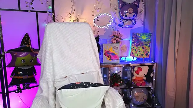 Snapshot of ImBonBon chatting on 7, 11, 2025 ImBonBon online show from 7, 11, 2025