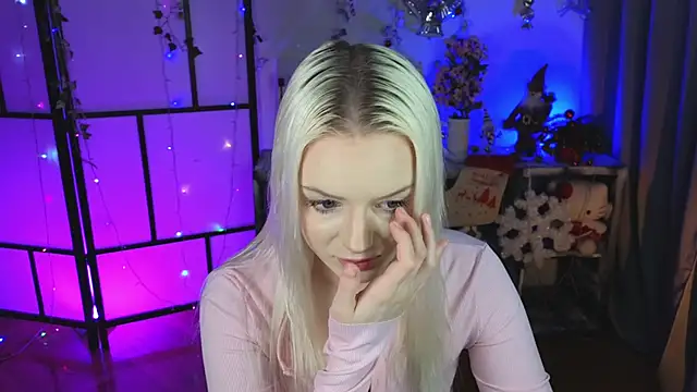 Snapshot of ImBonBon chatting on 2, 2, 2025 ImBonBon online show from 2, 2, 2025