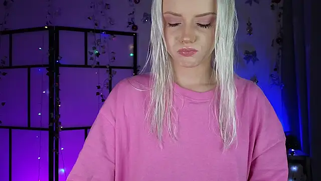 Snapshot of ImBonBon chatting on 6, 2, 2025 ImBonBon online show from 6, 2, 2025