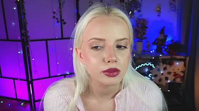 Snapshot of ImBonBon chatting on 17, 2, 2025 ImBonBon online show from 17, 2, 2025