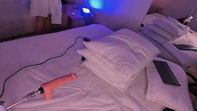 VioletaAbel online show from 8, 11, 2025