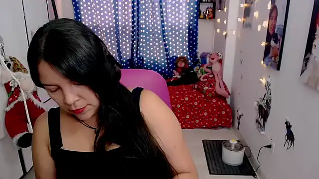 claryssa  online show from 12, 12, 2024