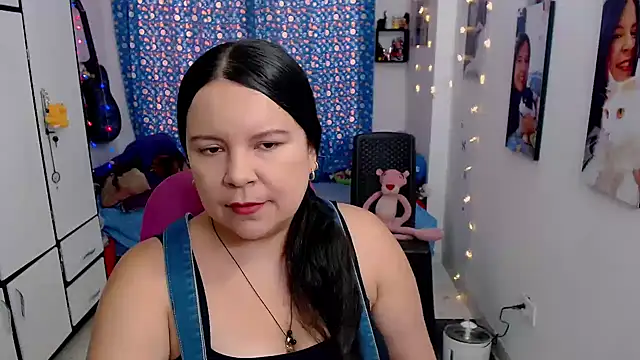 claryssa  online show from 10, 9, 2025