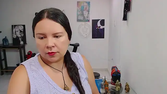 claryssa  online show from 28, 5, 2026