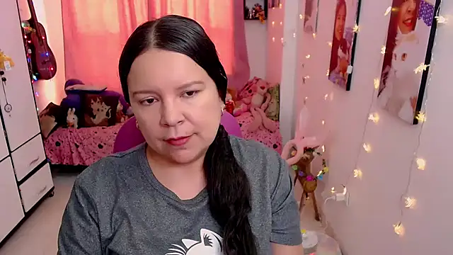 claryssa  online show from 28, 4, 2026