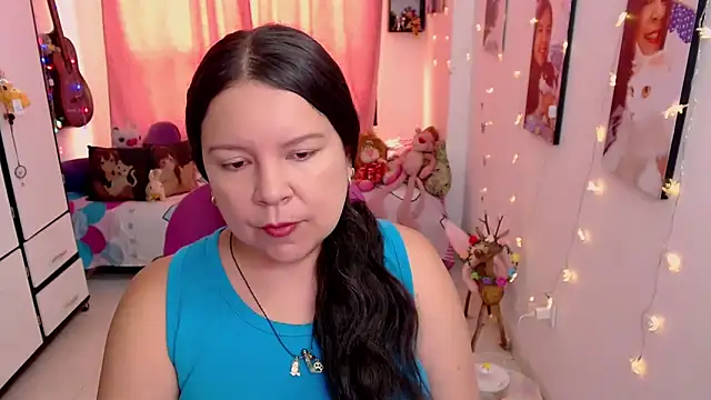 claryssa  online show from 8, 5, 2026