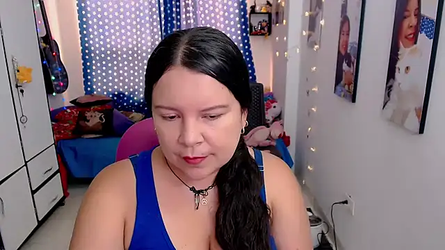 claryssa  online show from 28, 11, 2025