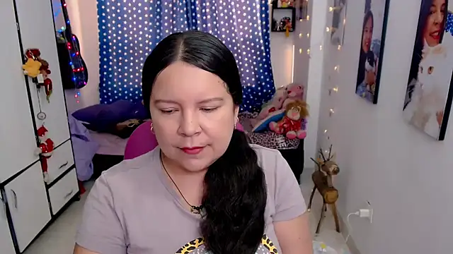 claryssa  online show from 9, 2, 2026