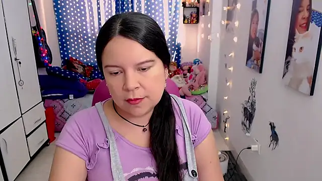 claryssa  online show from 10, 1, 2025