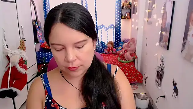 claryssa  online show from 6, 12, 2024