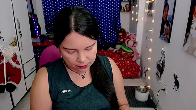 claryssa  online show from 15, 12, 2024